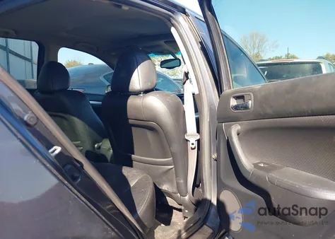 2004 Acura Tsx z USA, uszkodzony, nr VIN JH4CL96894C003083